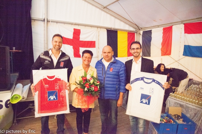 Eis Jugend an neiem Look... Merci un AXA Assurances