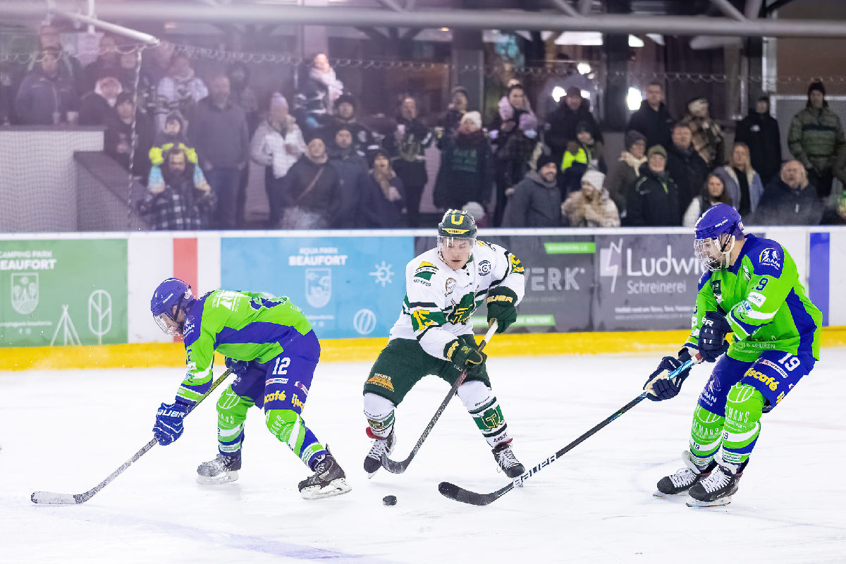 Knights fall to 3rd-straight loss after winter break