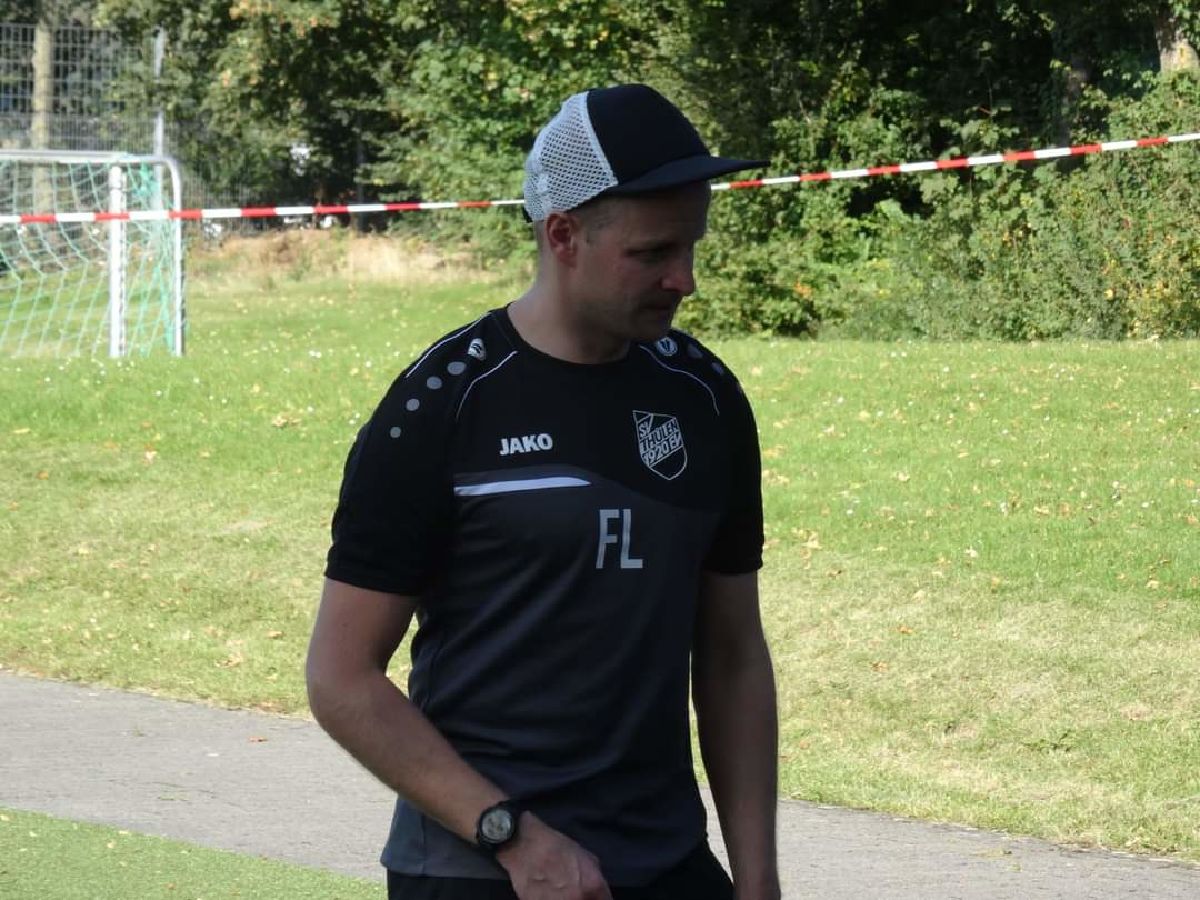 SV Thülen geht mit Coach in die Saison 2022/2023 SV Thülen geht mit Coach in die Saison 2022/2023