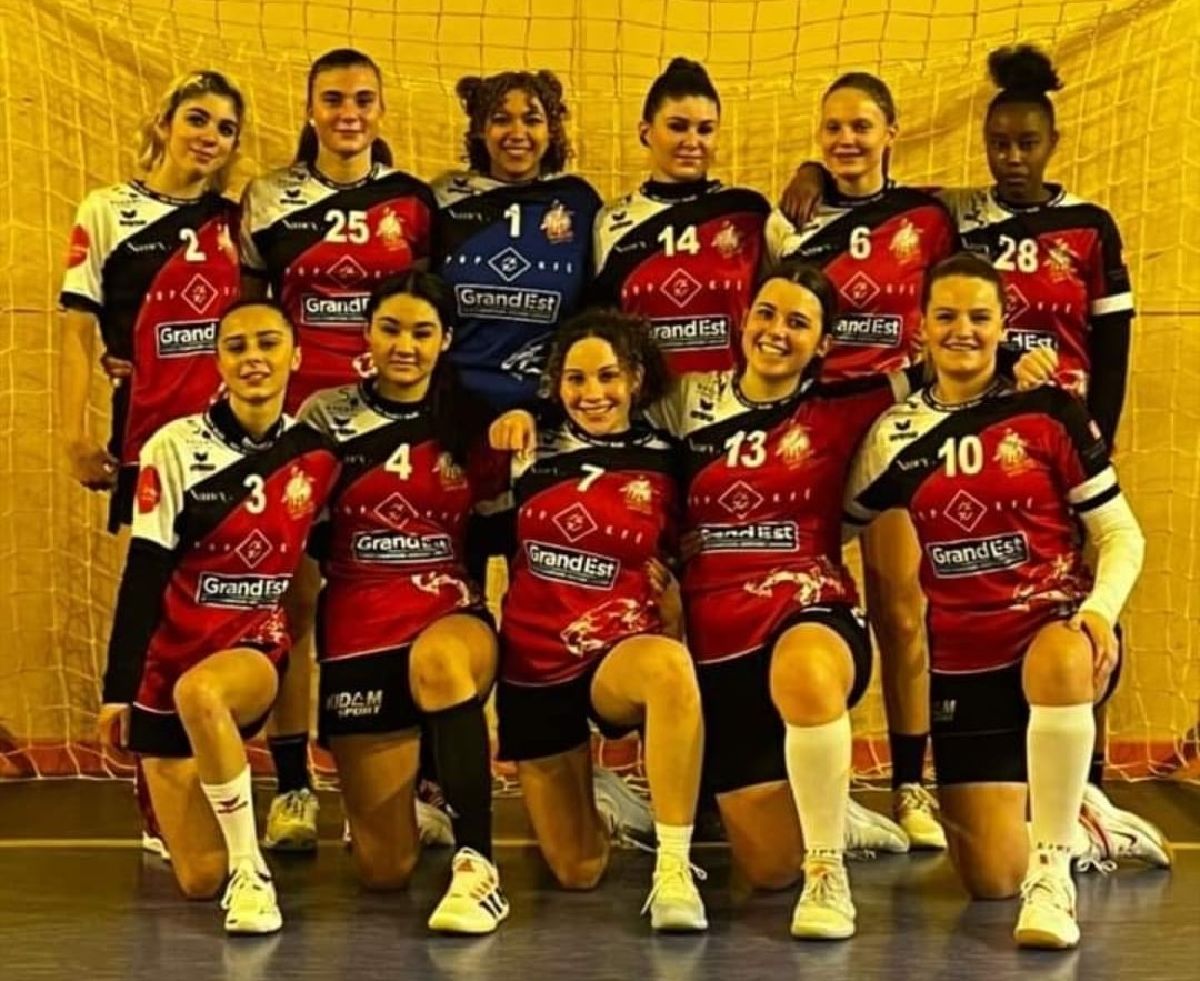 VICTOIRE DES 2 EQUIPES U18F 