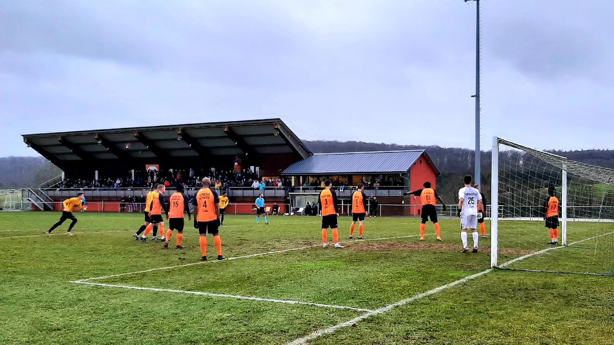 Derbypunkten bleiwen all zu Berbuerg! Derbypunkten bleiwen all zu Berbuerg!