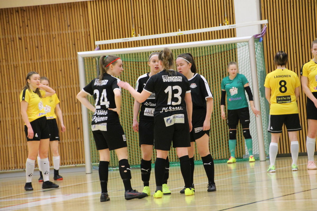 Naisten Futsal-Ykkösessä ratkaisun hetket käsillä