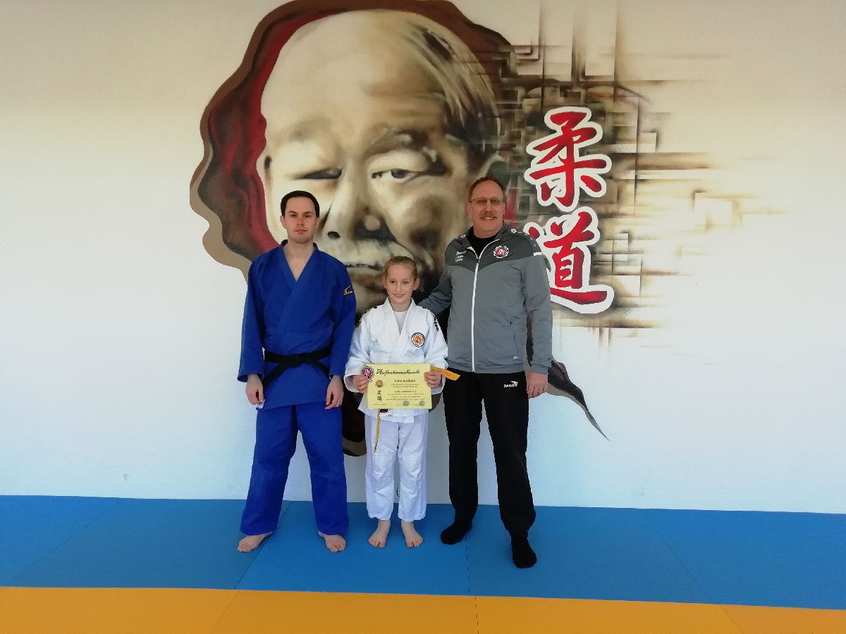 Laila Guliyev auf den Spuren ihres Bruders Emil Laila Guliyev auf den Spuren ihres Bruders Emil