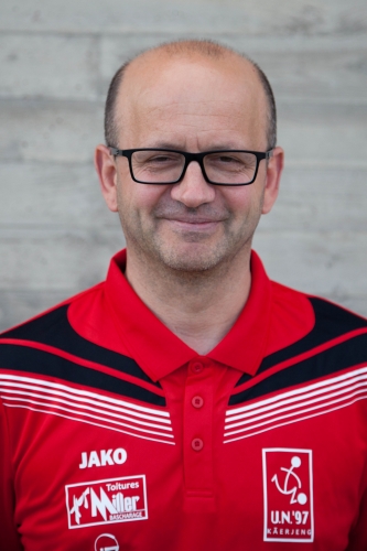 Eisen Coach am Interview...