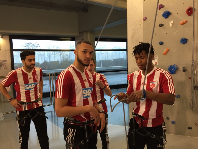 Reportage RTL -  Fola