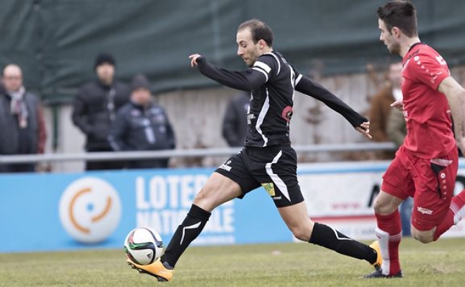 18ième journée du championnat, Una s'incline contre du plus fort