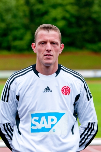 Retour au bercal: Pit Theis