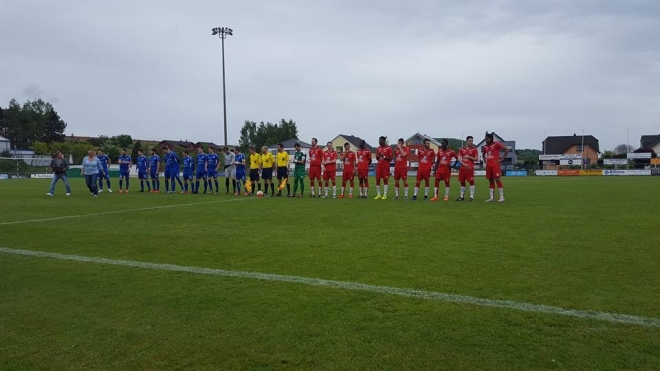 UNA réussit une formidable saison mais rate son dernier match