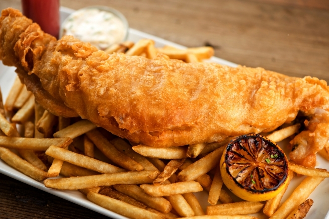 Gebakene Fësch op Äschermëttwoch