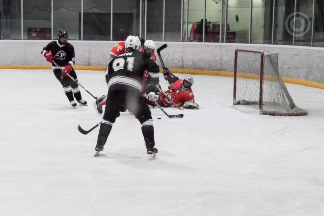 Puckers cruise to easy win in final game of the regular season